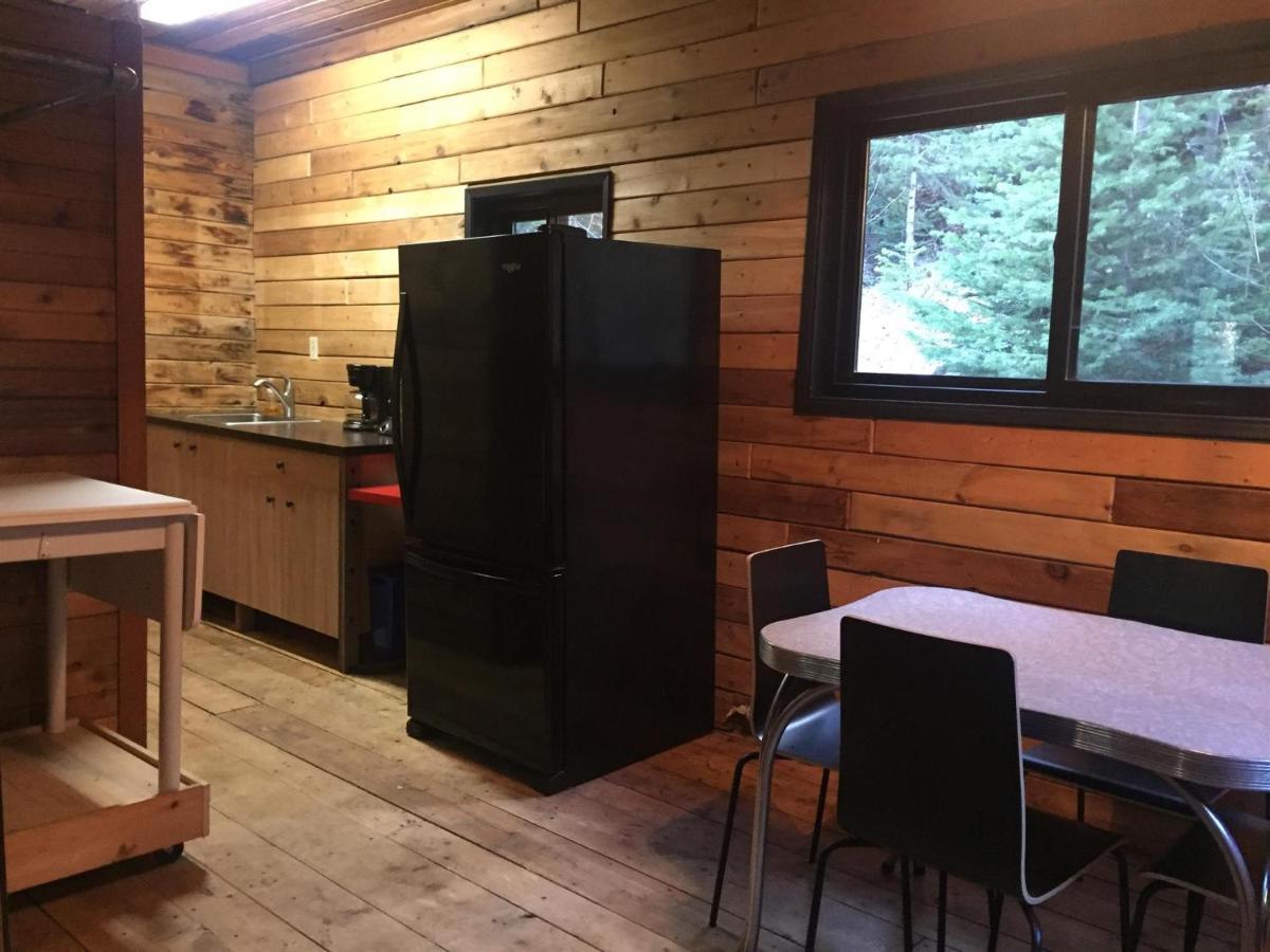 Chute Lake Lodge Naramata Extérieur photo