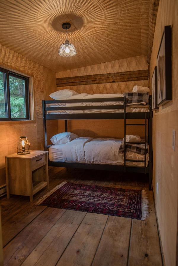 Chute Lake Lodge Naramata Extérieur photo